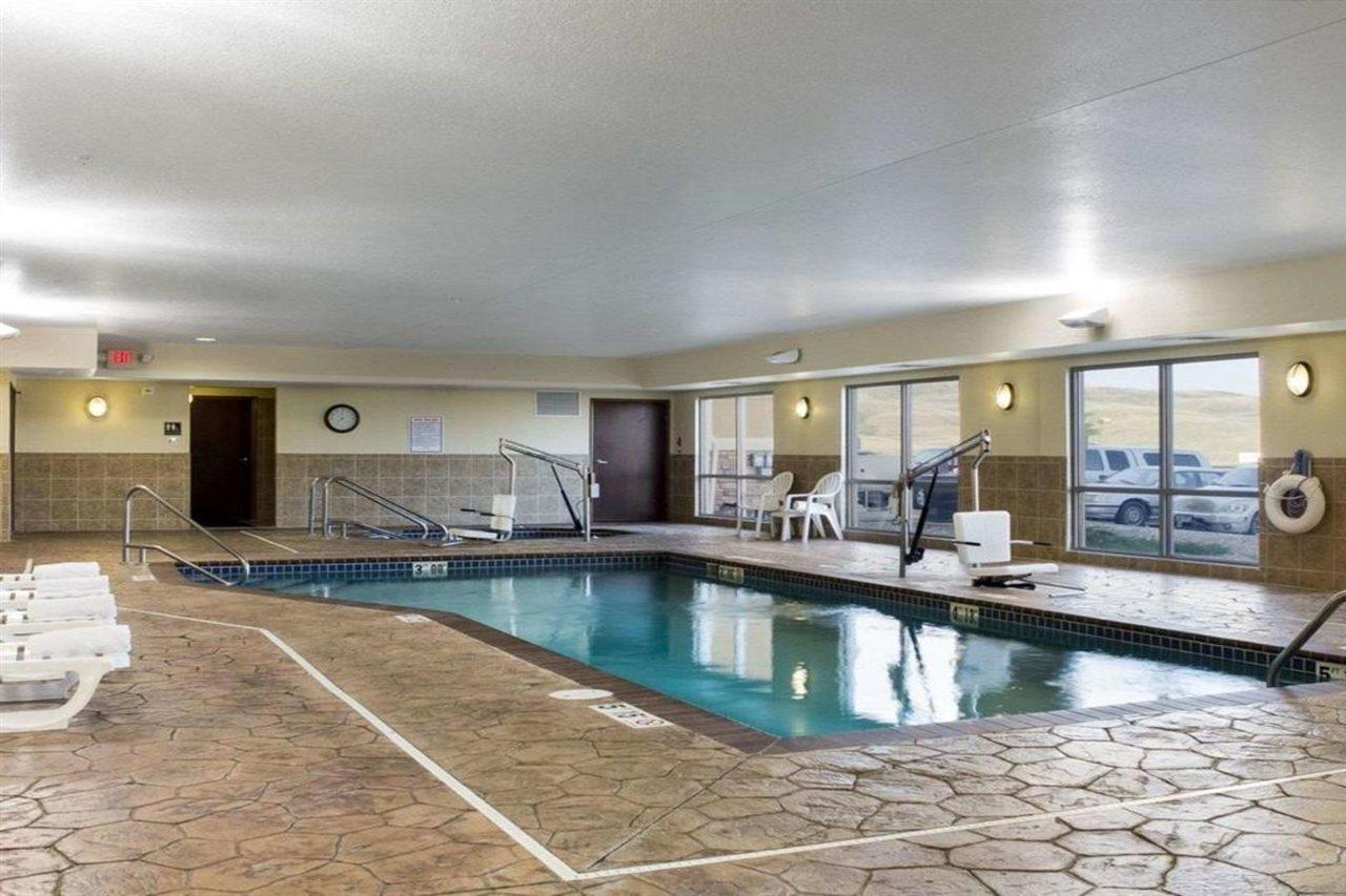 Comfort Suites Conference Center Рапид Сити Екстериор снимка
