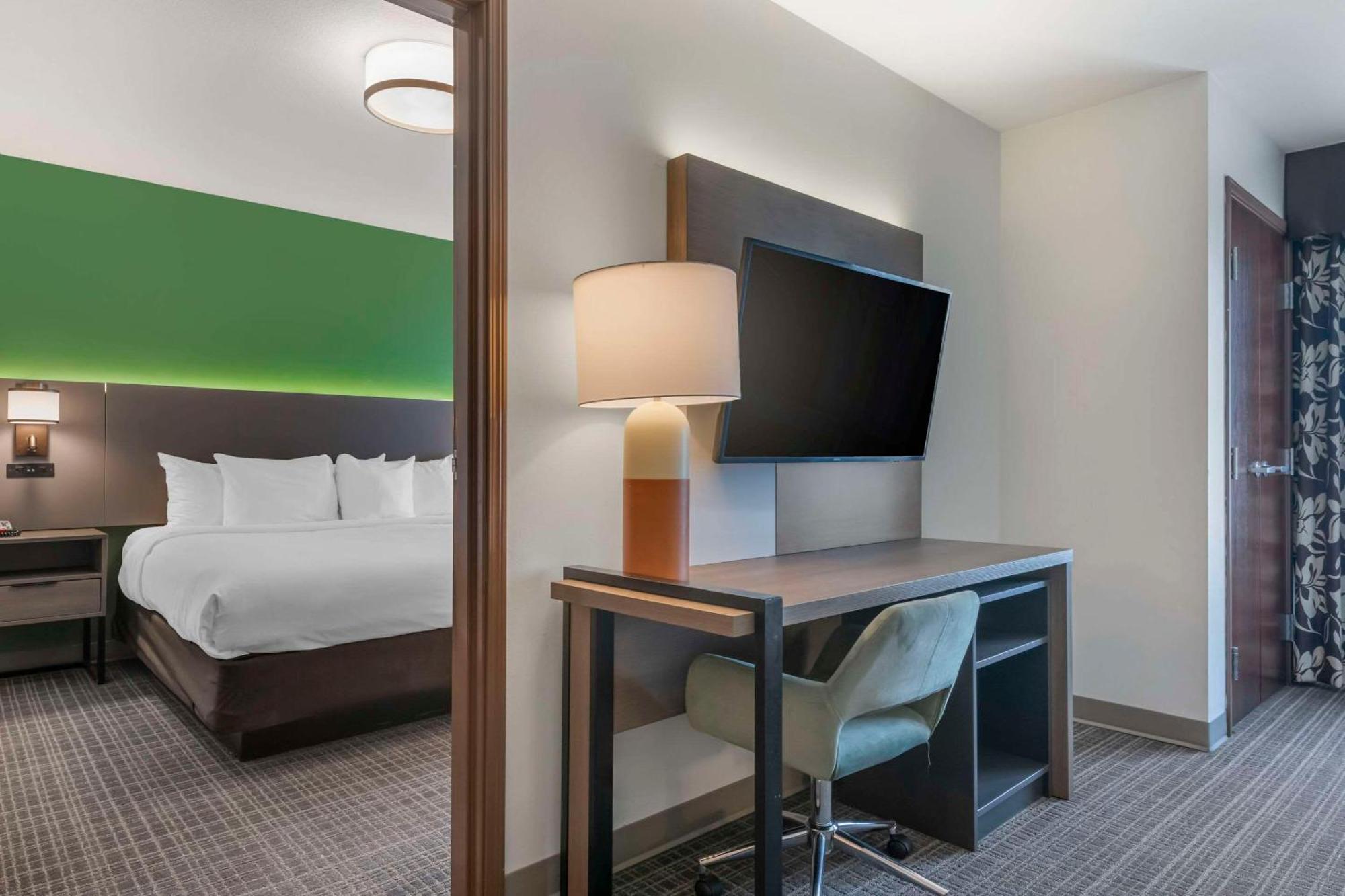 Comfort Suites Conference Center Рапид Сити Екстериор снимка